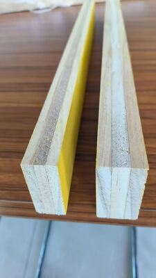 Painéis de Compensado Fenólico à Prova d'Água para Cofragem com 21mm 27mm de Espessura, 3 Camadas, Painel de Enformação Amarelo