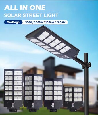 Diodo emissor de luz solar exterior da luz de rua que ilumina o auto controle longo de poupança de energia do tempo da eficiência elevada