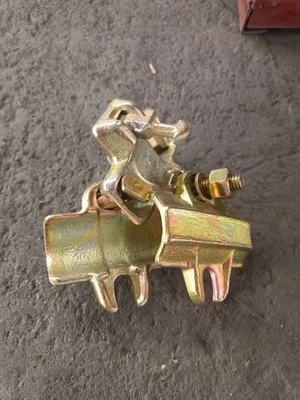 Giro fixo italiano Gal.Zinc do acoplador do andaime